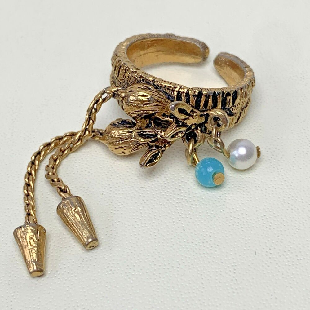 Vintage Gold Tone Mouse Charm Dangle Ring Size 4 Cottagecore Y2K